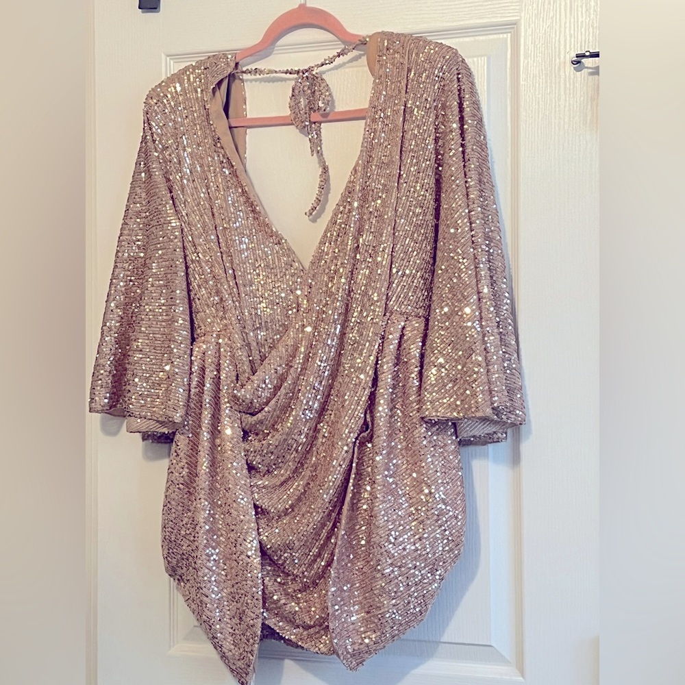 Rose Gold Ellae Lisque Center of Attention Dress Great for a birthday or party!